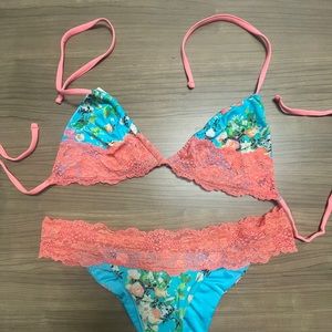 Beach Bunny  2 Piece Set